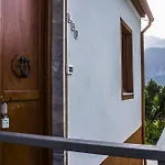 Lao Nocleg ze śniadaniem Papasidero