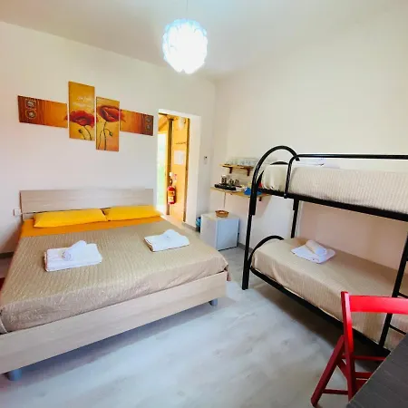 Lao לינה וארוחת בוקר Papasidero