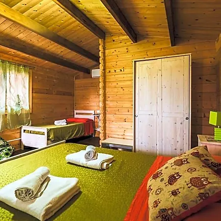 Bed & Breakfast Lao *