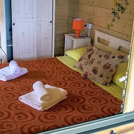 Bed & Breakfast Lao *