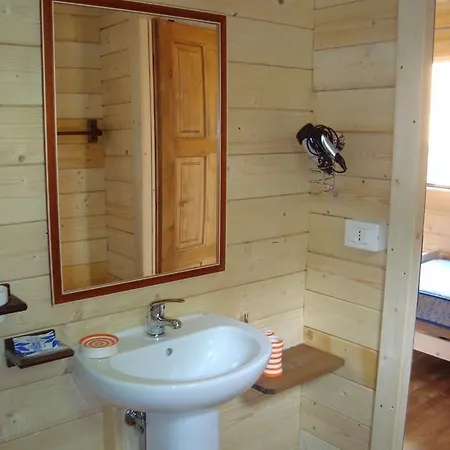 Bed & Breakfast Lao *