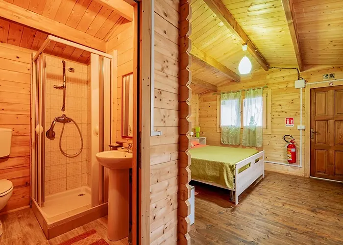 Alojamento de Acomodação e Pequeno-almoço Lao Papasidero