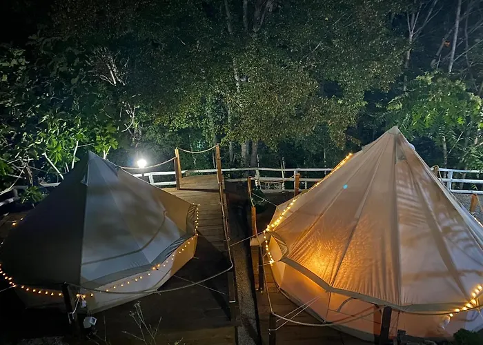 ベッド・アンド・ブレックファスト Lao Papasidero