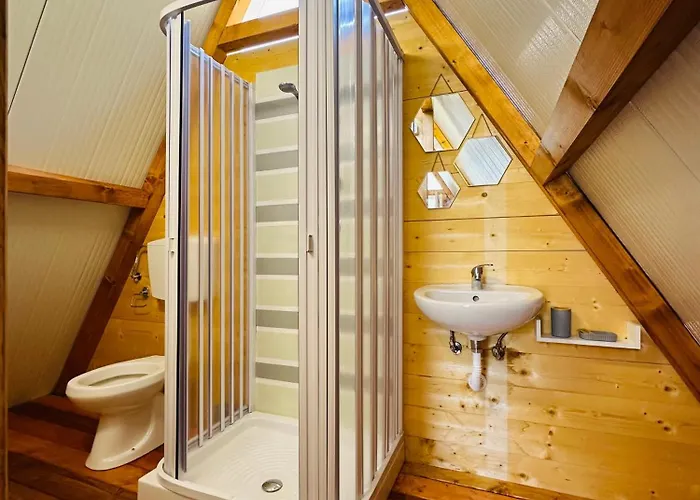 Alojamento de Acomodação e Pequeno-almoço Lao Papasidero